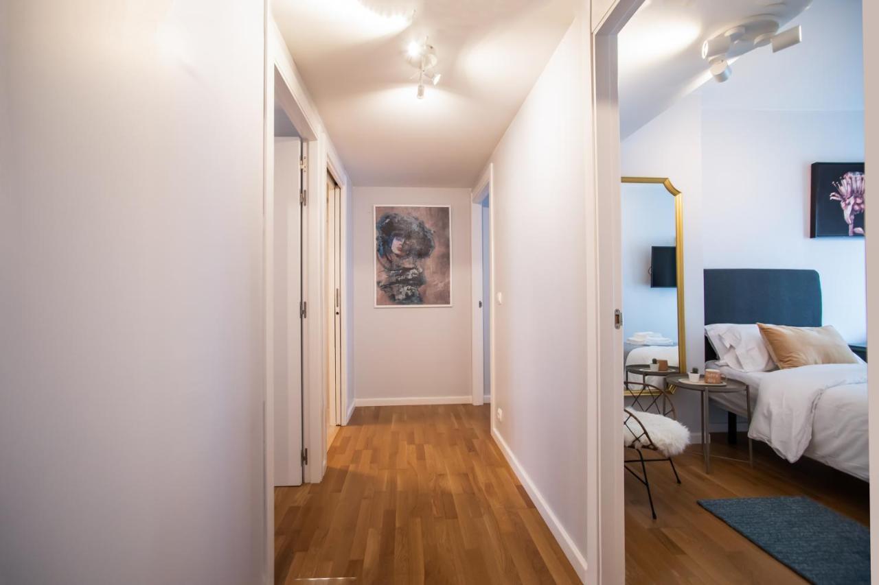 Tendency Apartments Forum ซานต์อาเตรียเดเบซอซ ภายนอก รูปภาพ
